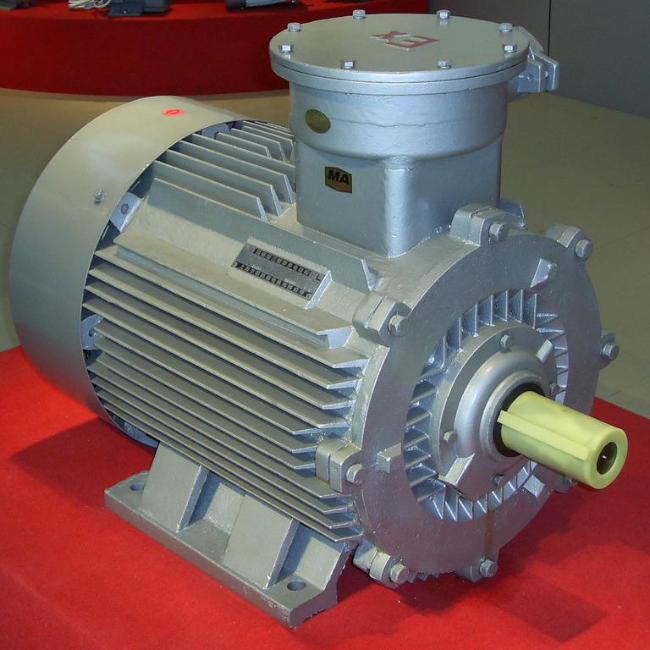 YE2-315L1-4防爆电机45°角实拍